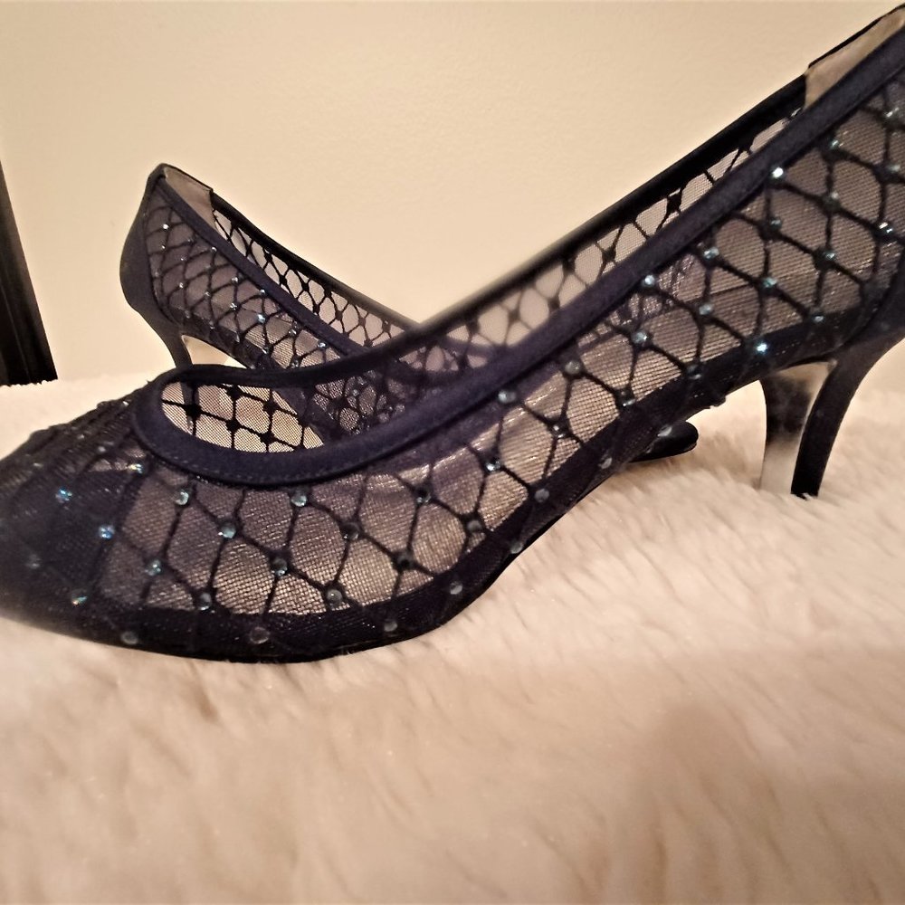 Adrianna Papell Jamie Navy Blue Peep Toe Pumps.  Matching clutch purse.